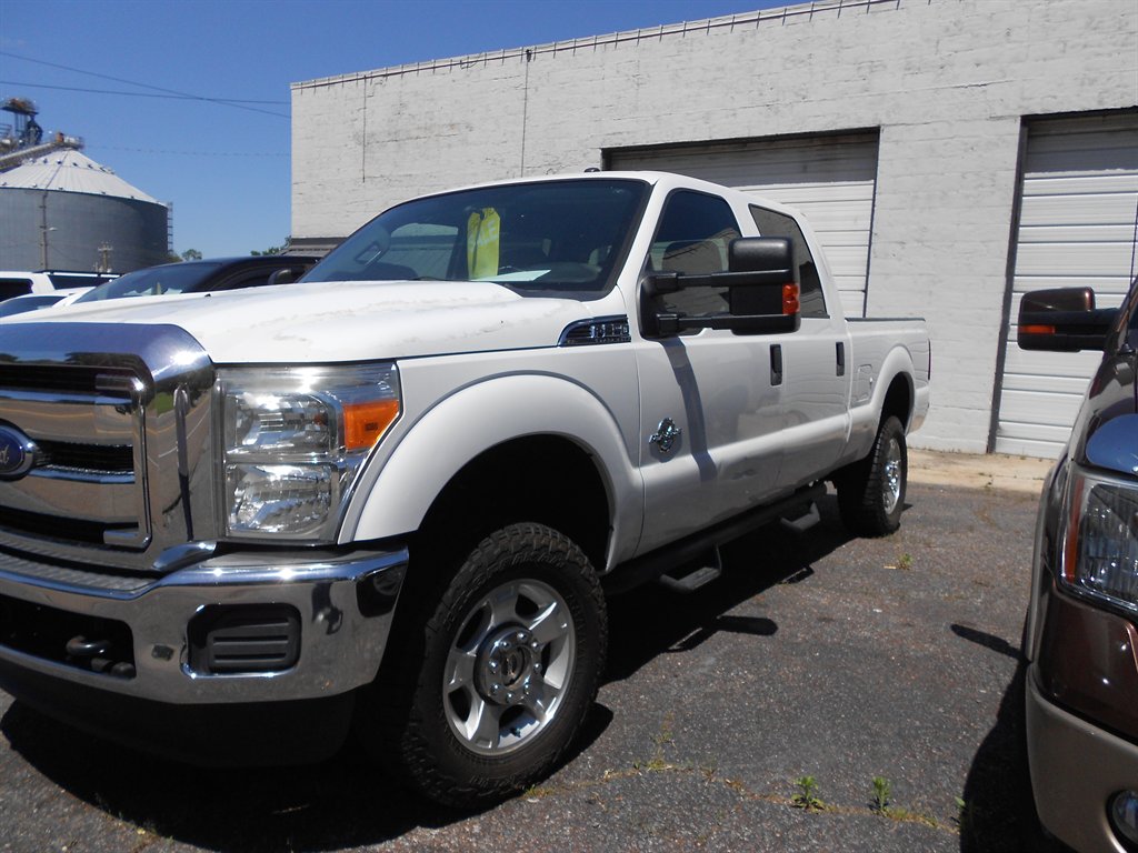 2016 Ford F-350 XLT 4x4 Crew Cab 6-1/2' Box SRW's photo